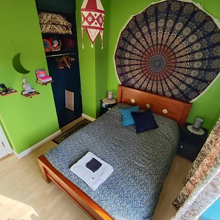Homestay The *
